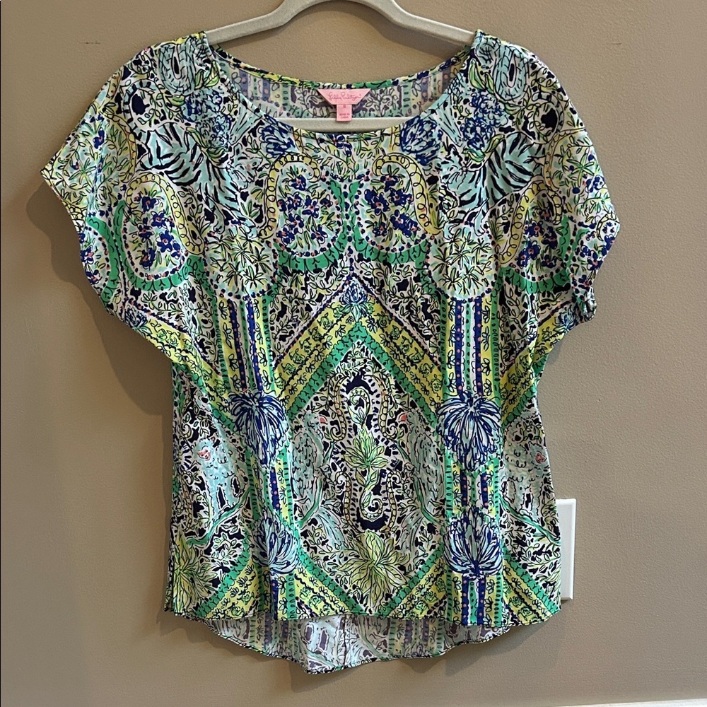 Lilly Pulitzer Cap Sleeve floral Print Top Rayon Size Small